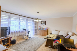 Mieszkanie 3 pokoje Pionierów